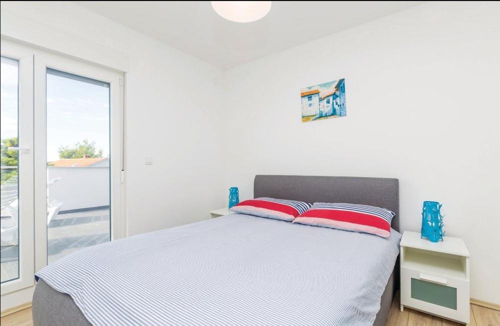 Apartments Stella クルク エクステリア 写真